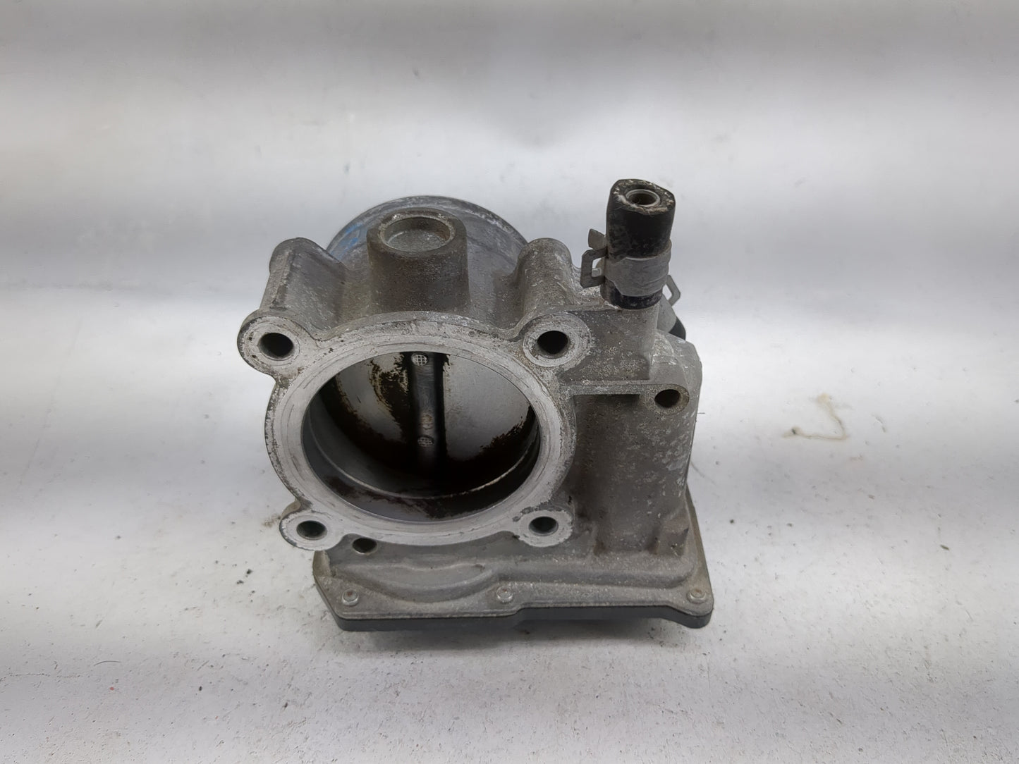 2013-2019 Subaru Legacy Throttle Body P/N:16112AA38A 2T101780 Fits Fits 2013 2014 2015 2016 2017 2018 2019 OEM Used Auto Par