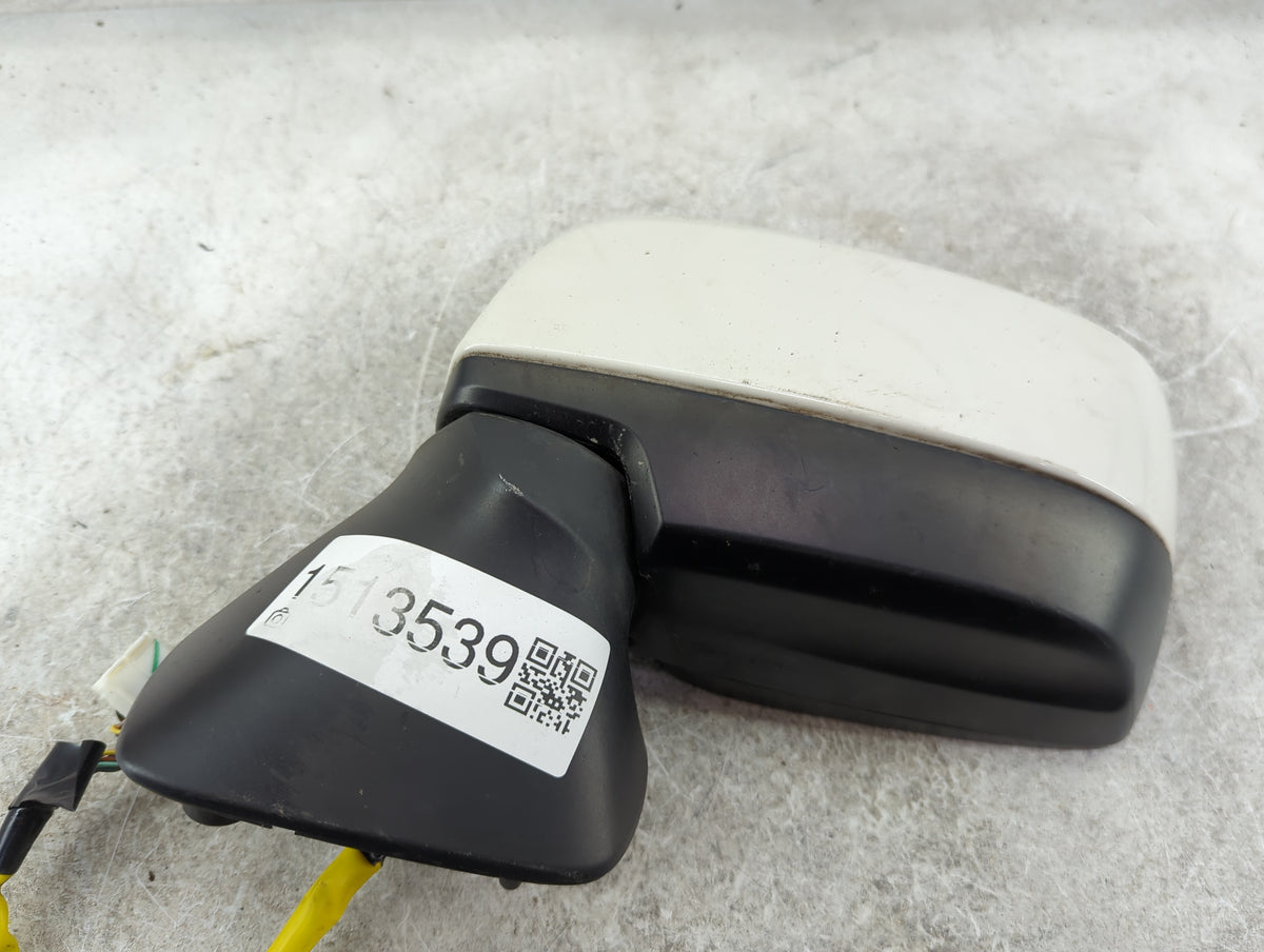 2015-2016 Subaru Legacy Driver Side View Mirror - Left Door Mirror OEM Used - Oemusedautoparts1.com