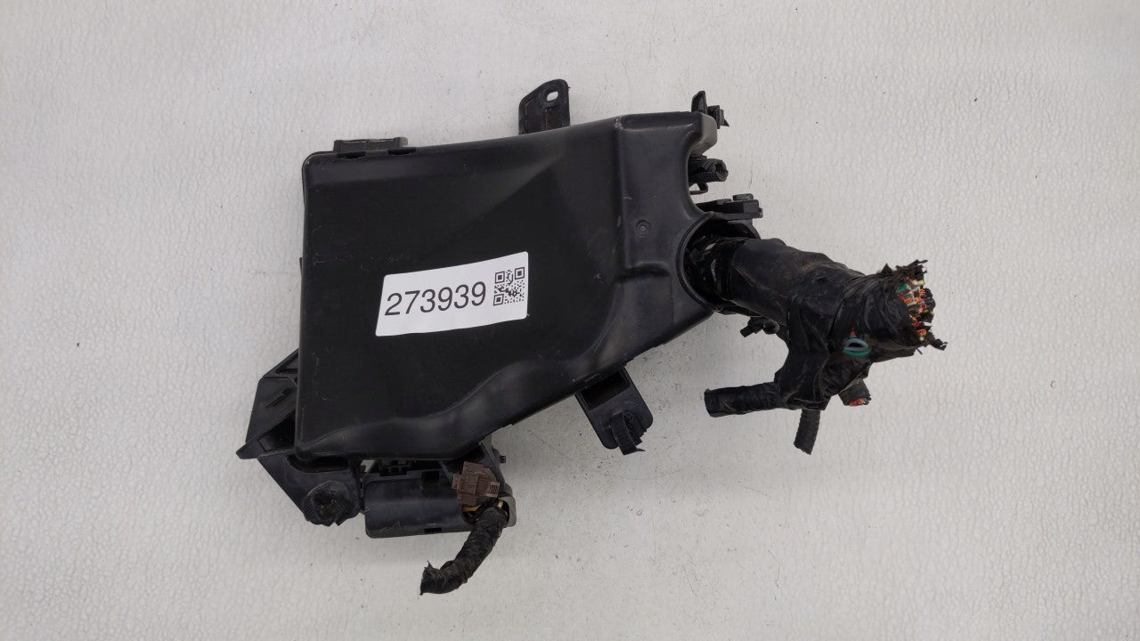 2015-2017 Subaru Legacy Fusebox Fuse Box Panel Relay Module Fits Fits 2015 2016 2017 OEM Used Auto Parts - Oemusedautoparts1
