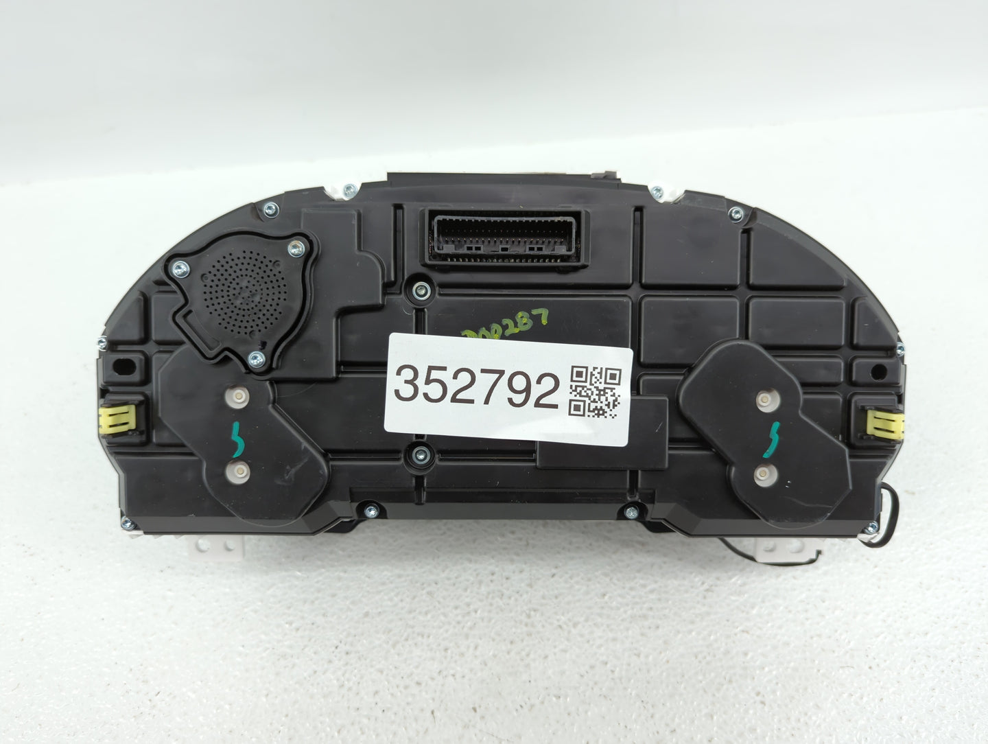 2016 Subaru Legacy Instrument Cluster Speedometer Gauges P/N:A2C96200902 A2C96200401 Fits OEM Used Auto Parts - Oemusedautop