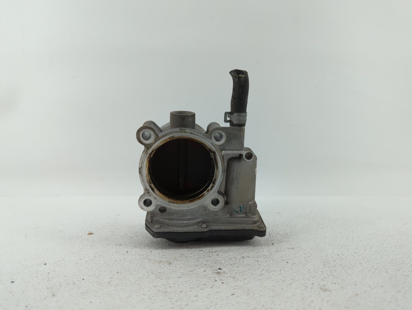 2013-2019 Subaru Legacy Throttle Body P/N:16112AA38A Fits Fits 2013 2014 2015 2016 2017 2018 2019 OEM Used Auto Parts - Oemu