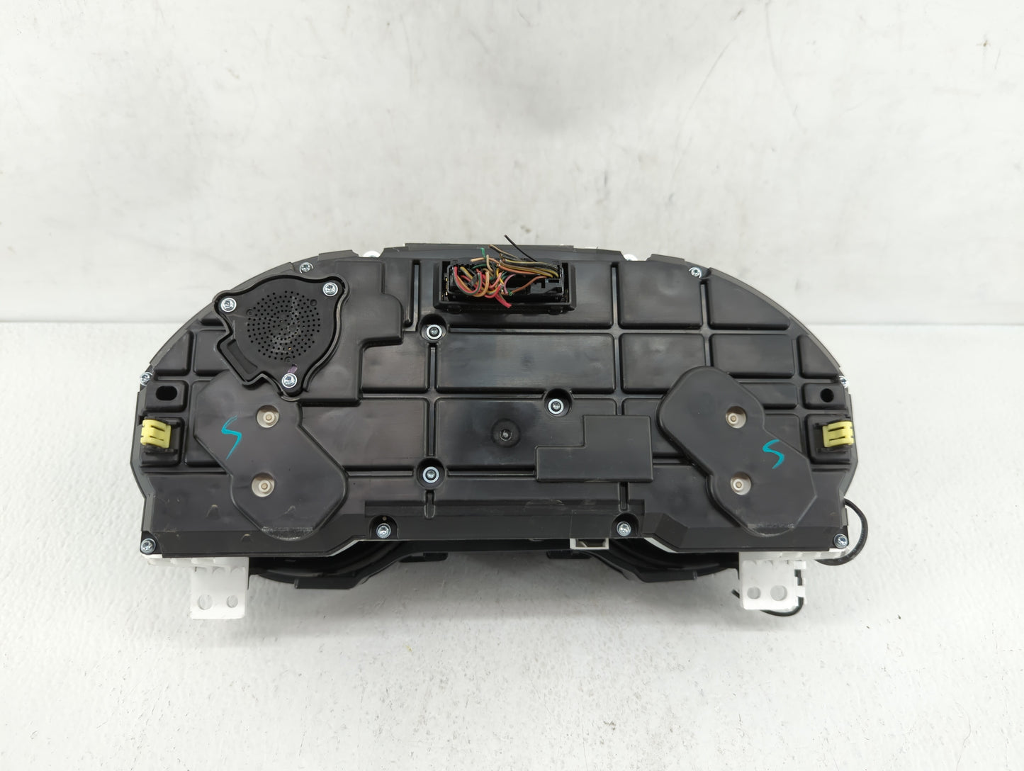 2016 Subaru Legacy Instrument Cluster Speedometer Gauges P/N:85002AL31A A2C96200902, 266773 Fits OEM Used Auto Parts - Oemus