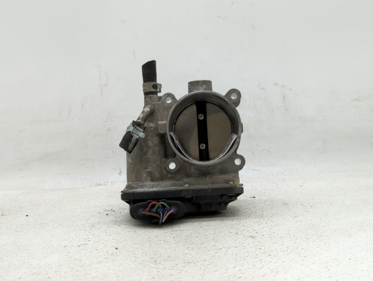 2013-2019 Subaru Legacy Throttle Body P/N:16112AA38A Fits Fits 2013 2014 2015 2016 2017 2018 2019 OEM Used Auto Parts - Oemu