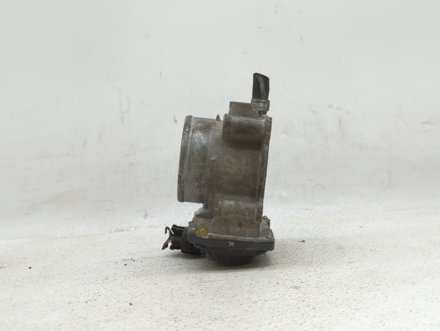 2013-2019 Subaru Legacy Throttle Body P/N:16112AA38A Fits Fits 2013 2014 2015 2016 2017 2018 2019 OEM Used Auto Parts - Oemu