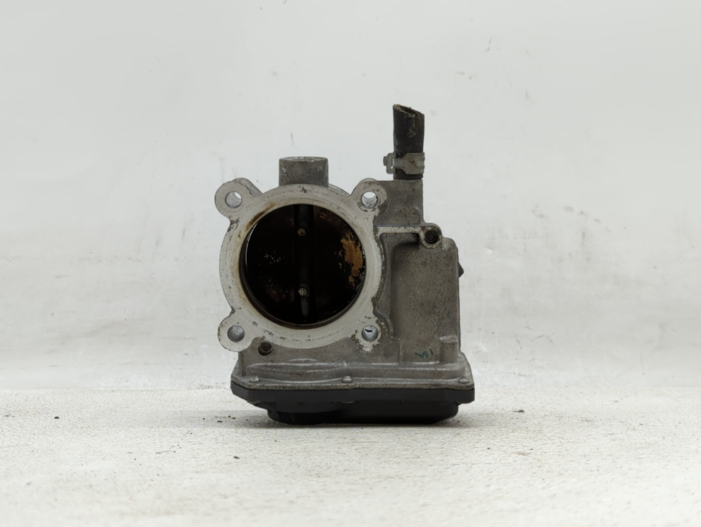 2013-2019 Subaru Legacy Throttle Body P/N:16112AA38A Fits Fits 2013 2014 2015 2016 2017 2018 2019 OEM Used Auto Parts - Oemu
