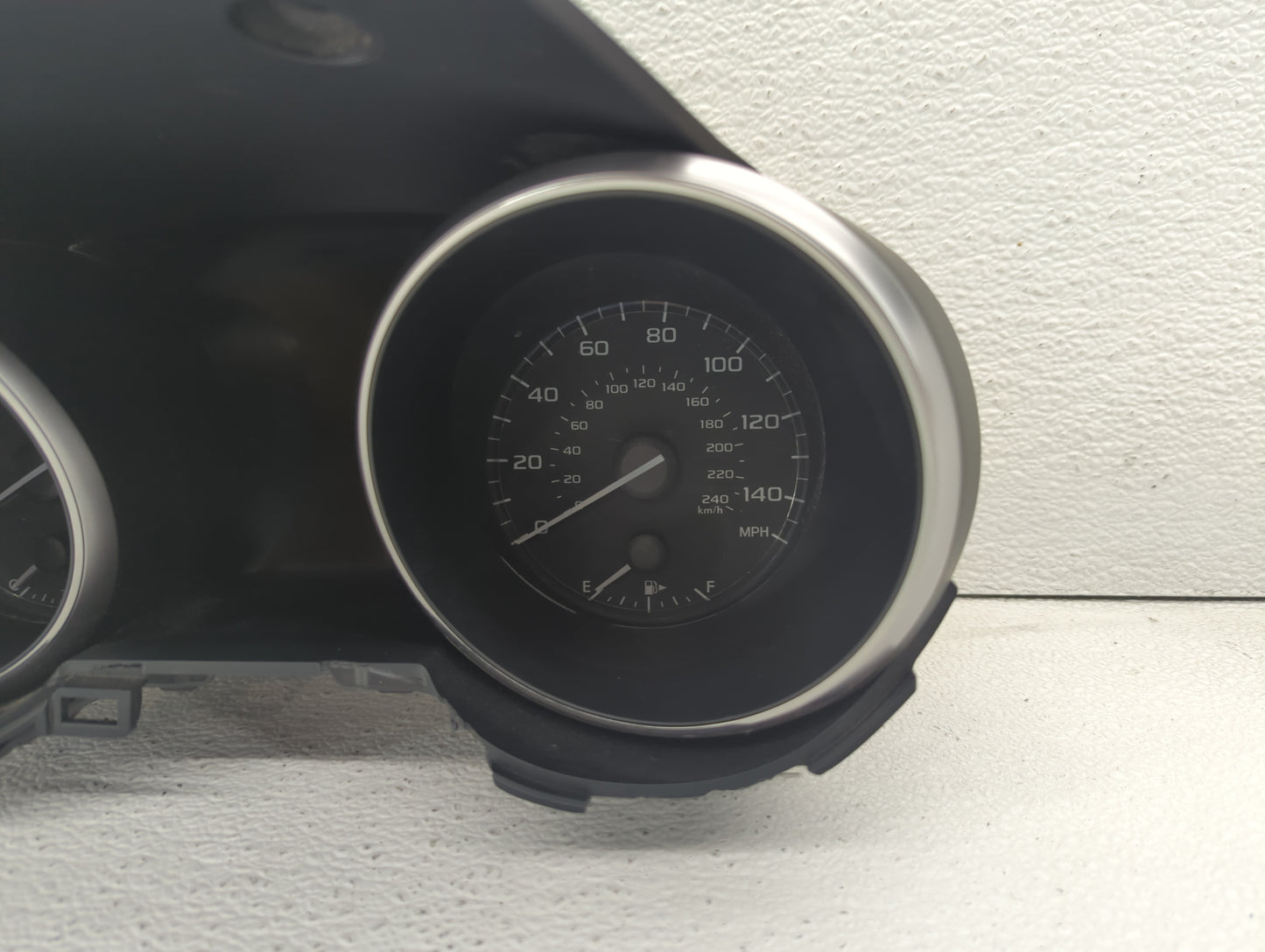 2016 Subaru Legacy Instrument Cluster Speedometer Gauges P/N:A2C96200400 A2C96200902, A2C96200401 Fits OEM Used Auto Parts -
