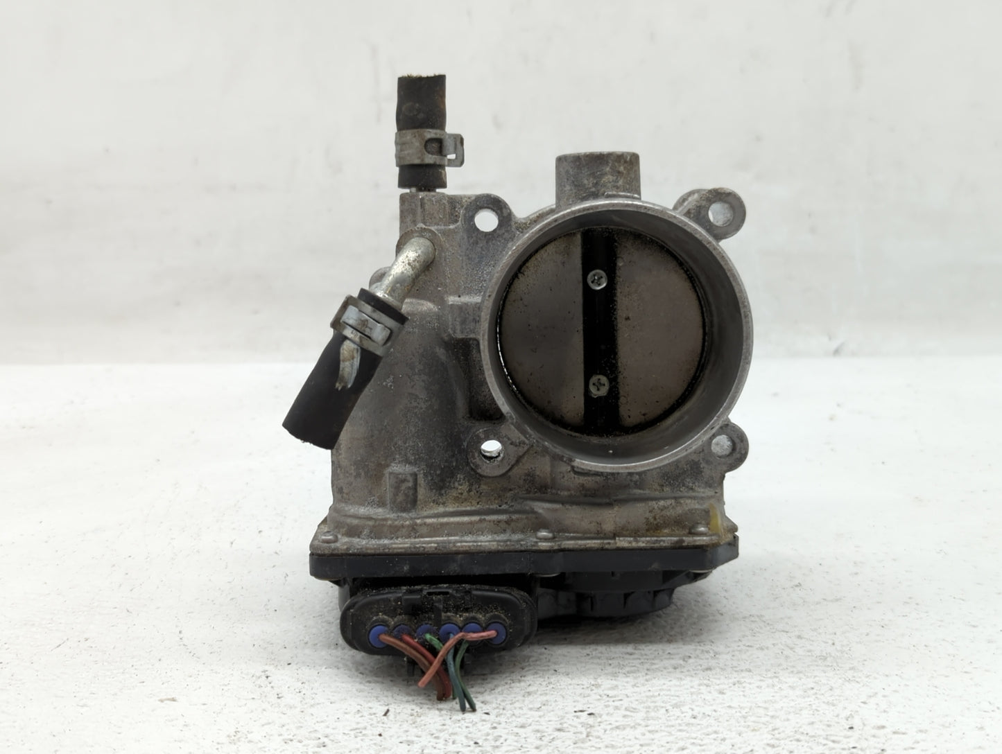 2013-2019 Subaru Legacy Throttle Body P/N:16112AA38A Fits Fits 2013 2014 2015 2016 2017 2018 2019 OEM Used Auto Parts - Oemu
