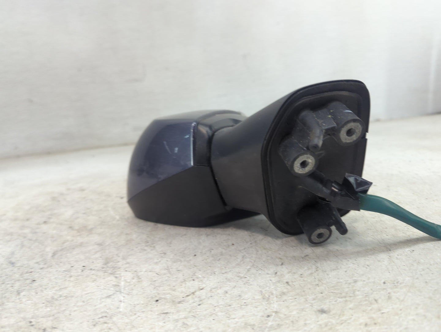 2015-2017 Subaru Legacy Driver Side View Mirror - Left Door Mirror OEM Used - Oemusedautoparts1.com
