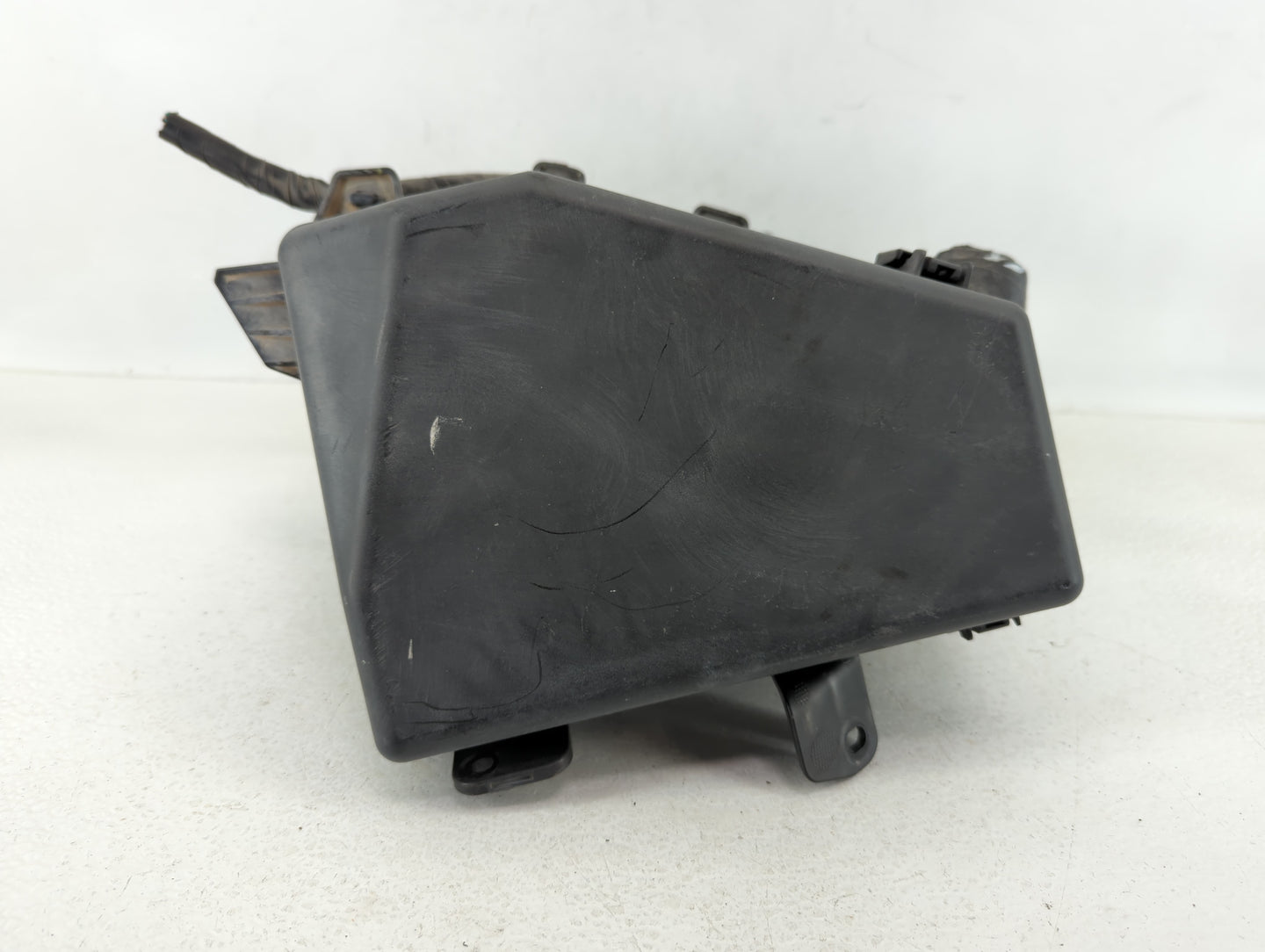 2015 Subaru Legacy Fusebox Fuse Box Panel Relay Module P/N:MB503703B Fits OEM Used Auto Parts - Oemusedautoparts1.com