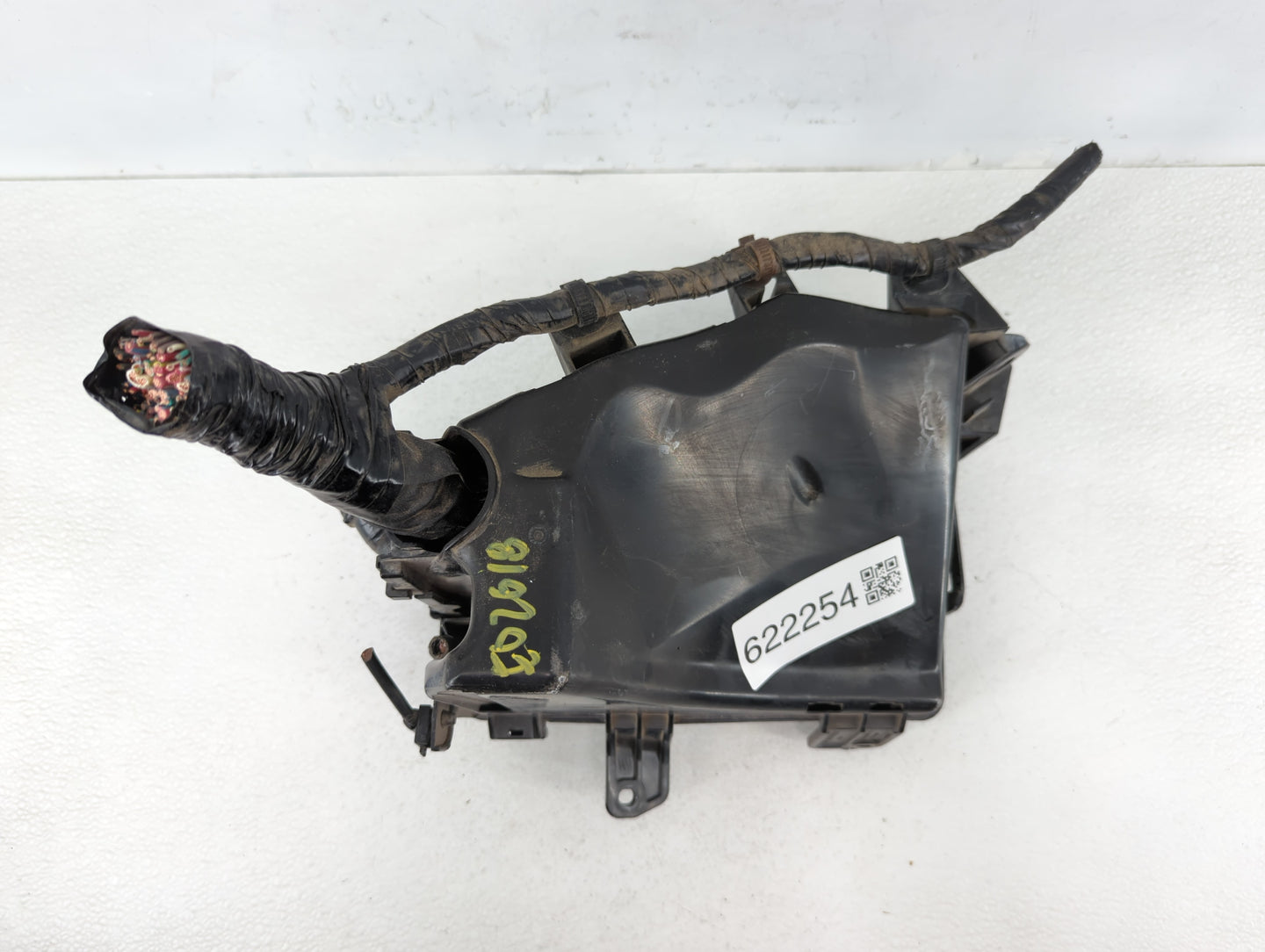 2015 Subaru Legacy Fusebox Fuse Box Panel Relay Module P/N:MB503703B Fits OEM Used Auto Parts - Oemusedautoparts1.com