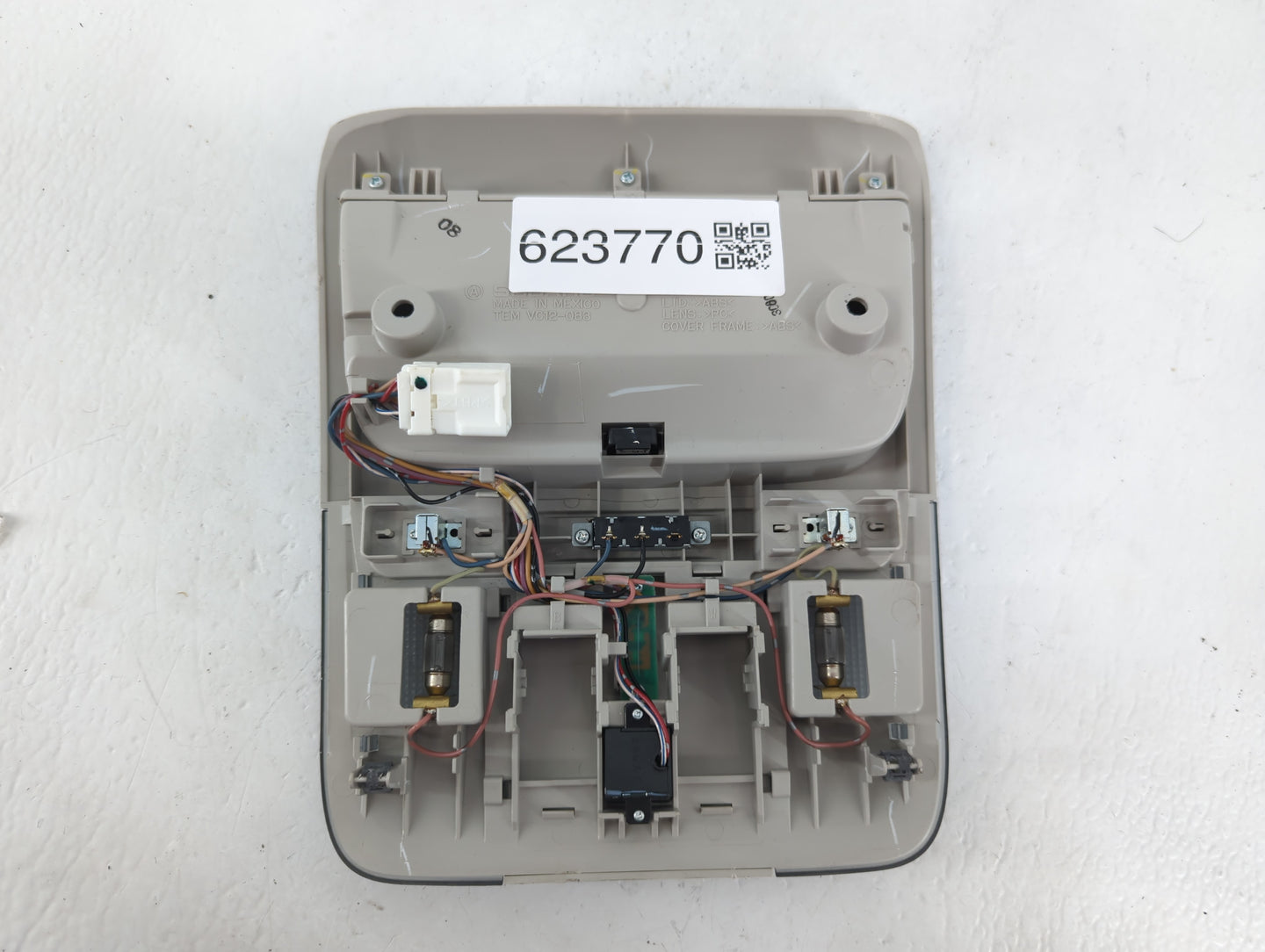 2016 Subaru Legacy Overhead Roof Console - Oemusedautoparts1.com