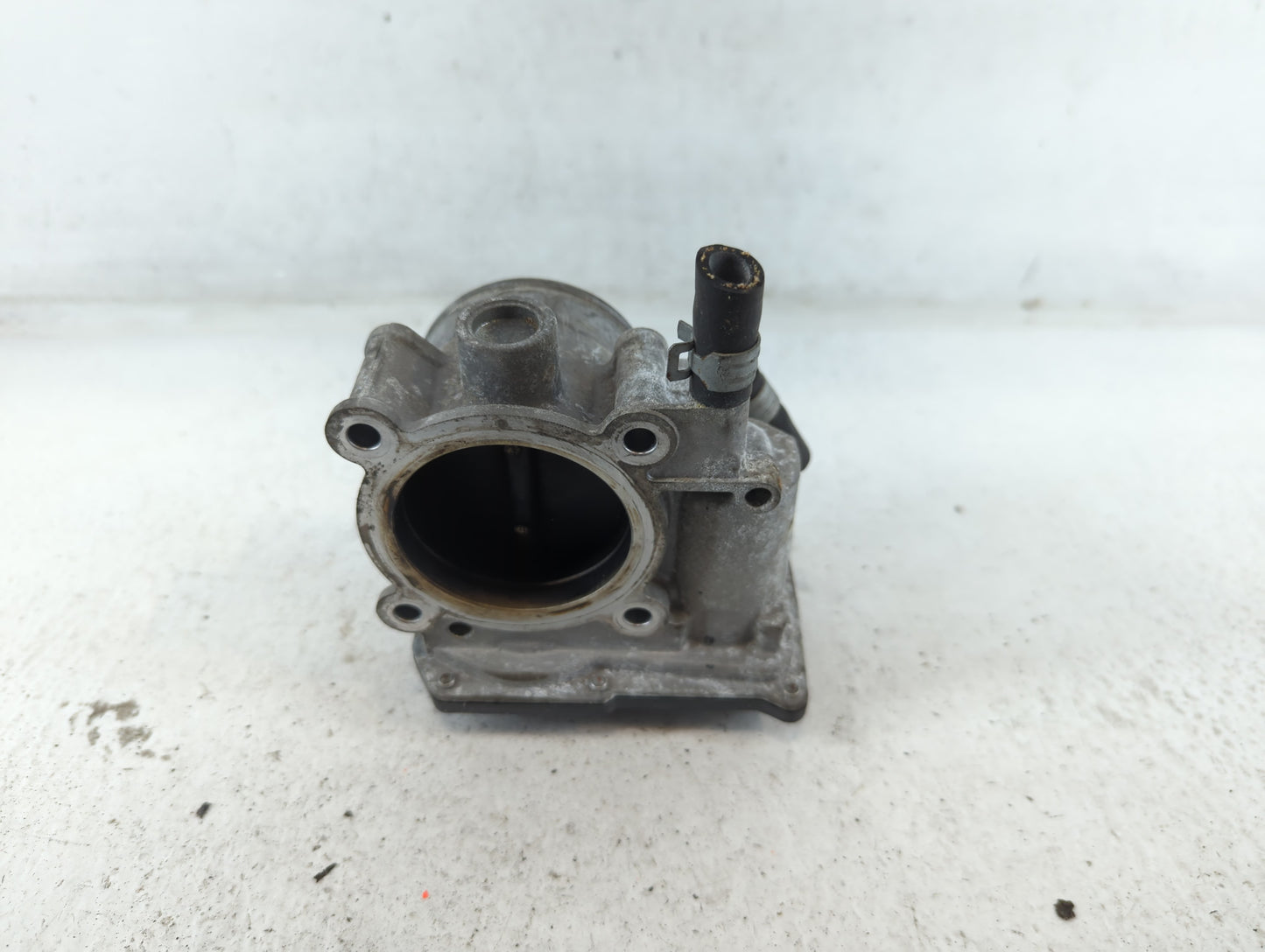 2013-2019 Subaru Legacy Throttle Body P/N:5T04 1780 16112AA38A Fits Fits 2013 2014 2015 2016 2017 2018 2019 OEM Used Auto Pa