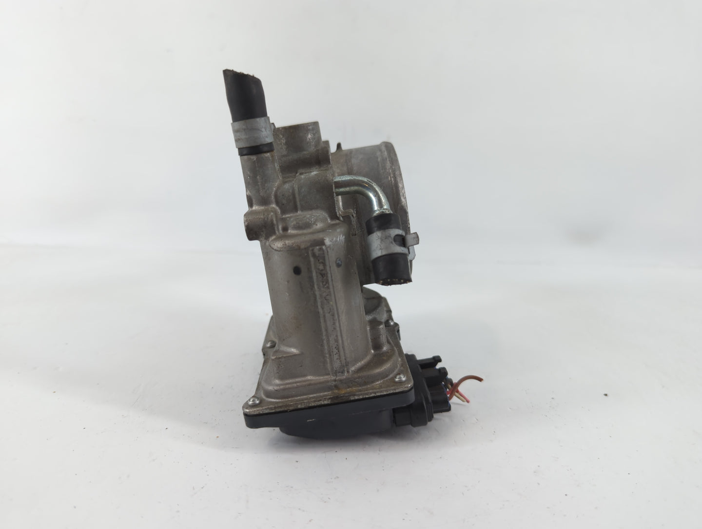 2013-2019 Subaru Legacy Throttle Body P/N:3R13 1780 16112AA38A Fits Fits 2013 2014 2015 2016 2017 2018 2019 OEM Used Auto Pa