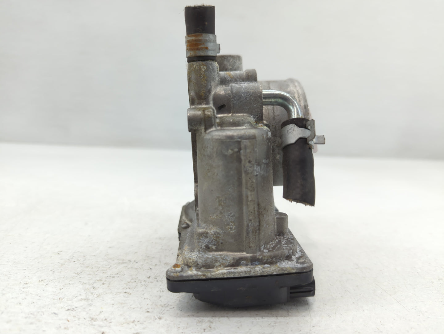 2013-2019 Subaru Legacy Throttle Body P/N:7S31 1780 16112AA38A Fits Fits 2013 2014 2015 2016 2017 2018 2019 OEM Used Auto Pa