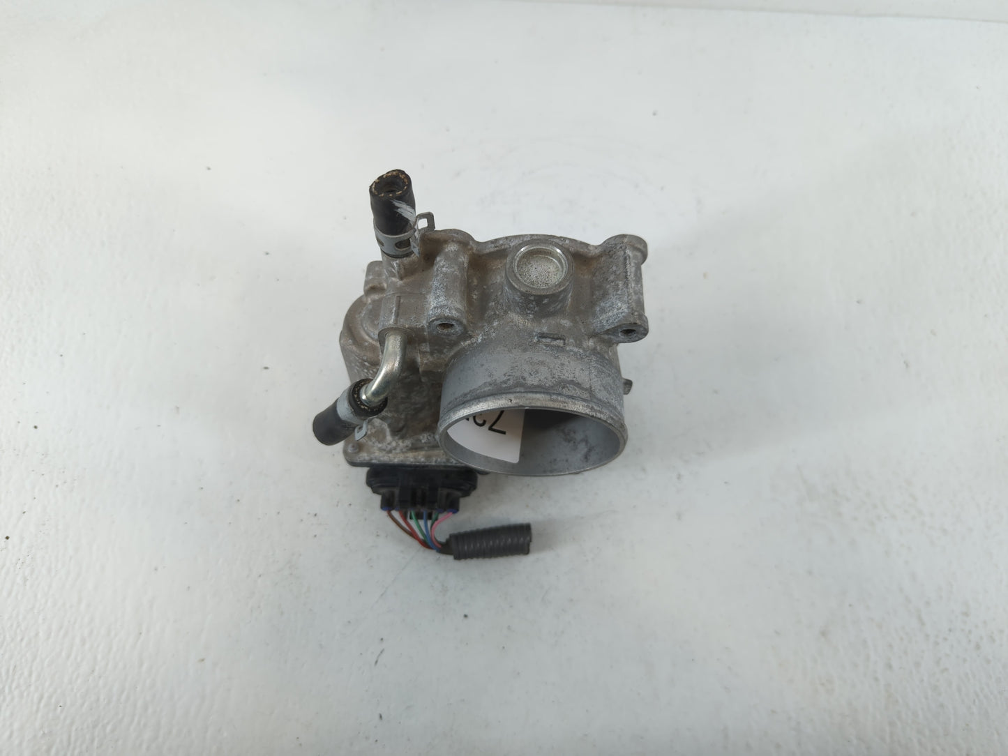 2013-2019 Subaru Legacy Throttle Body P/N:16112AA38A Fits Fits 2013 2014 2015 2016 2017 2018 2019 OEM Used Auto Parts - Oemu