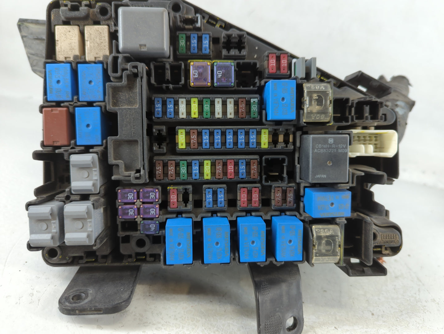2015 Subaru Legacy Fusebox Fuse Box Panel Relay Module P/N:MB503703B Fits OEM Used Auto Parts - Oemusedautoparts1.com