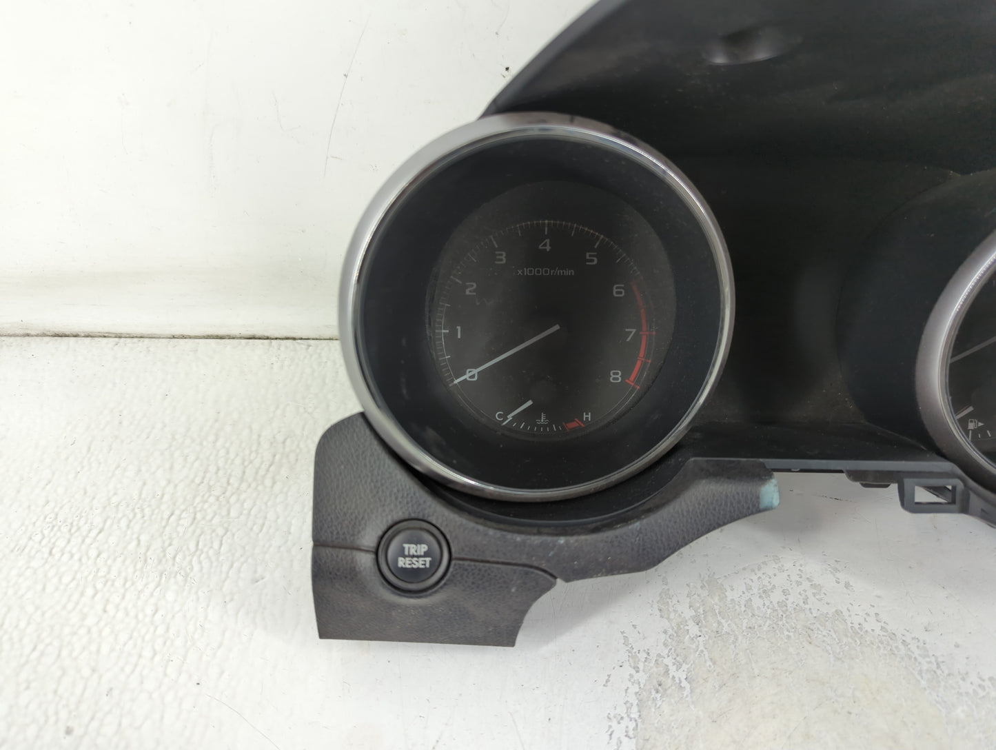 2016 Subaru Legacy Instrument Cluster Speedometer Gauges P/N:A02 235904, A2C96200401 Miles: Fits OEM Used Auto Parts - Oemus