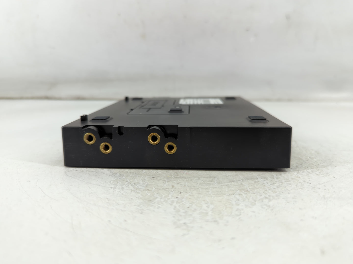 2016-2018 Subaru Legacy Telematics Control Module 86222al00a - Oemusedautoparts1.com