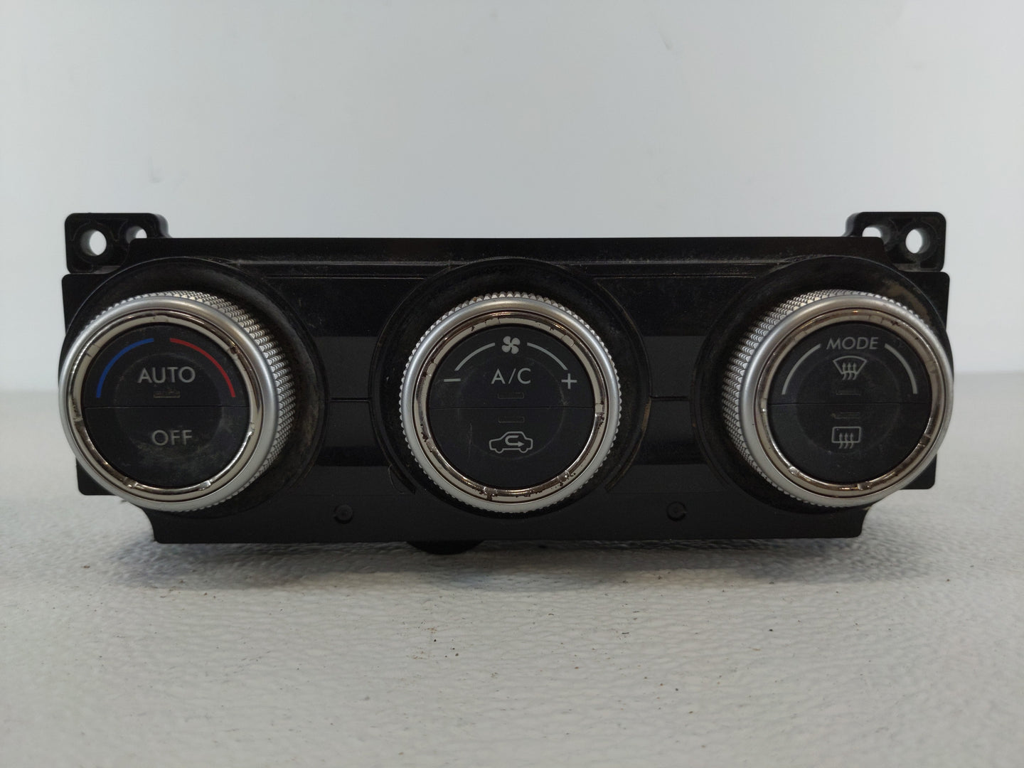 2016 Subaru Wrx Climate Control Module Temperature AC/Heater Replacement P/N:72311VA141 Fits OEM Used Auto Parts - Oemusedau