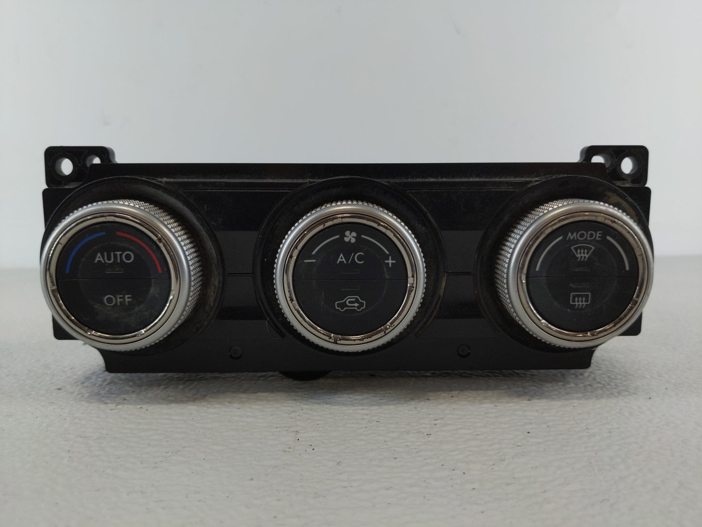 2016 Subaru Wrx Climate Control Module Temperature AC/Heater Replacement P/N:72311VA141 Fits OEM Used Auto Parts - Oemusedau