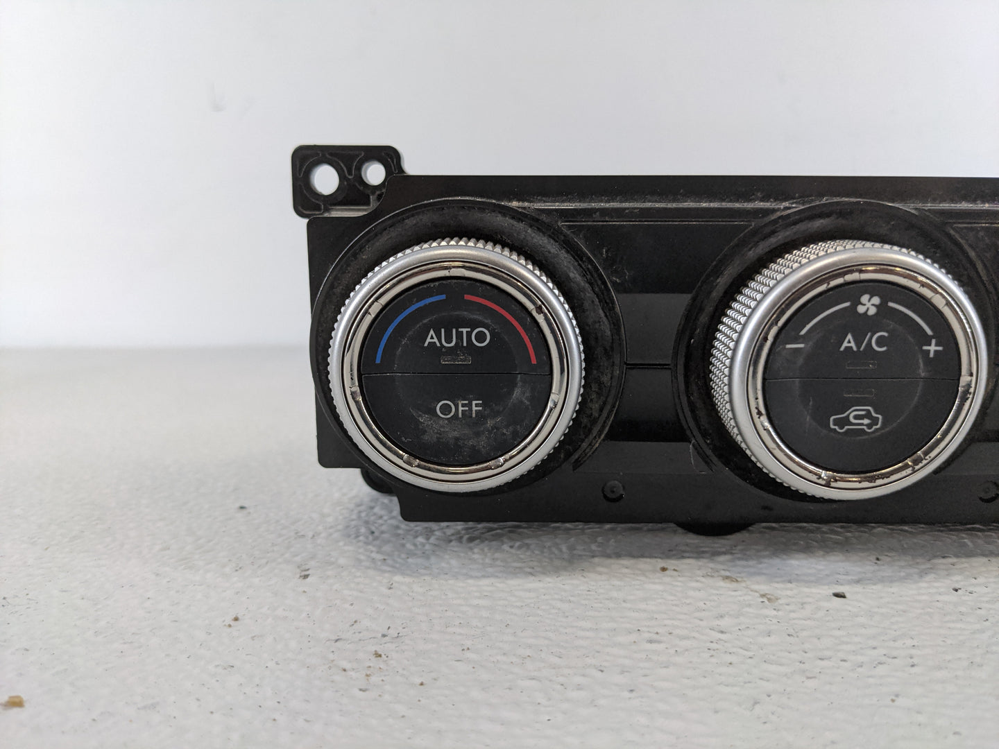 2016 Subaru Wrx Climate Control Module Temperature AC/Heater Replacement P/N:72311VA141 Fits OEM Used Auto Parts - Oemusedau