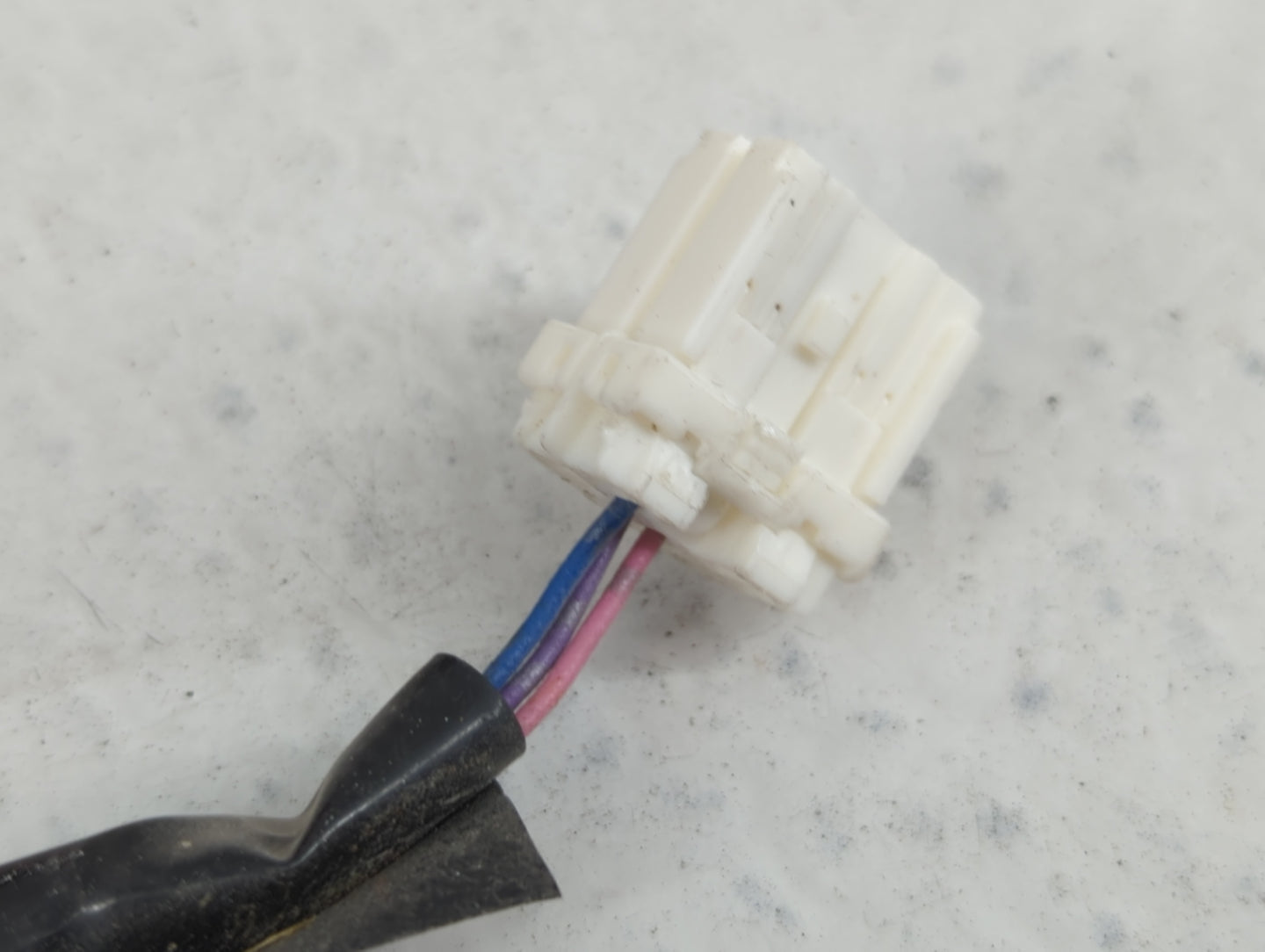 2016-2018 Subaru Wrx Driver Side View Mirror - Left Door Mirror OEM Used - Oemusedautoparts1.com