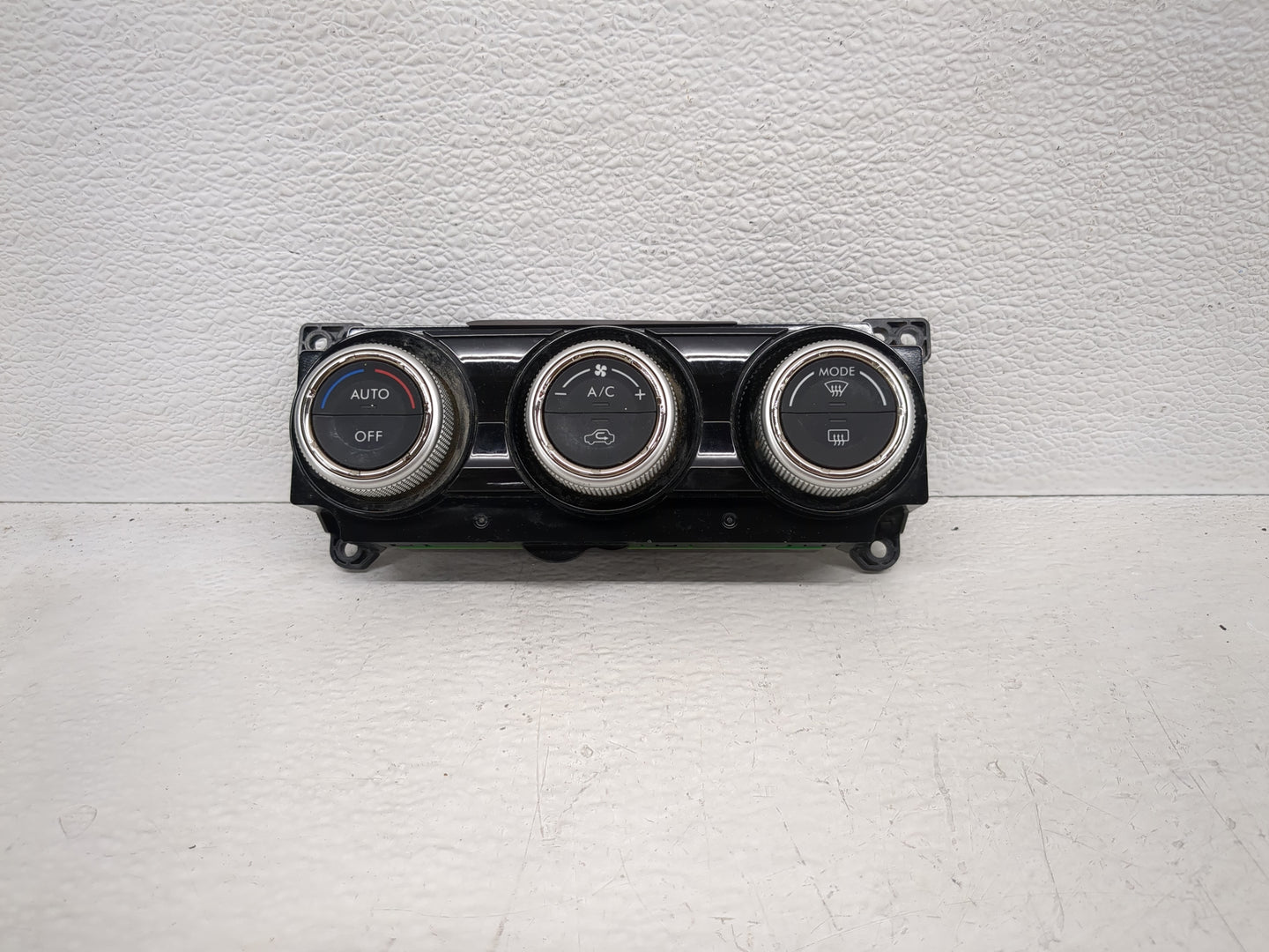 2016 Subaru Wrx Climate Control Module Temperature AC/Heater Replacement P/N:72311VA141 Fits OEM Used Auto Parts - Oemusedau