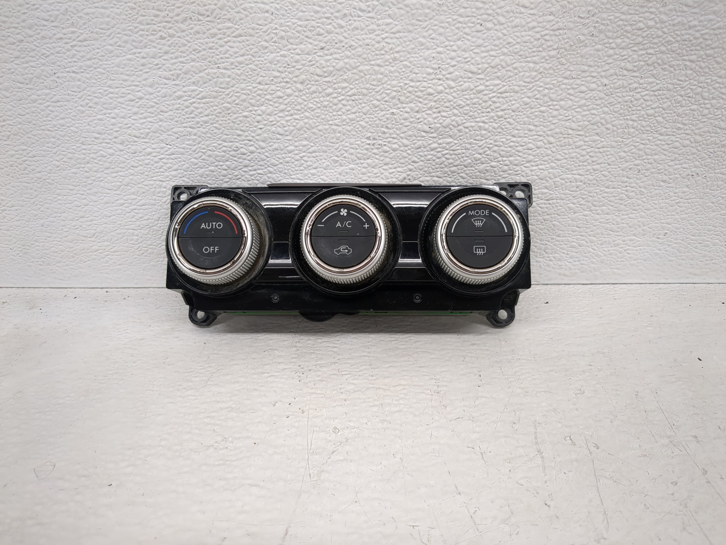 2016 Subaru Wrx Climate Control Module Temperature AC/Heater Replacement P/N:72311VA141 Fits OEM Used Auto Parts - Oemusedau