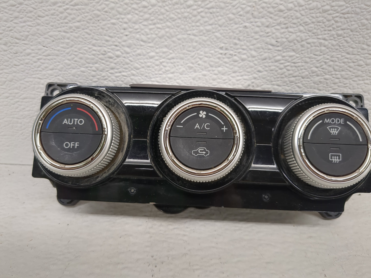 2016 Subaru Wrx Climate Control Module Temperature AC/Heater Replacement P/N:72311VA141 Fits OEM Used Auto Parts - Oemusedau