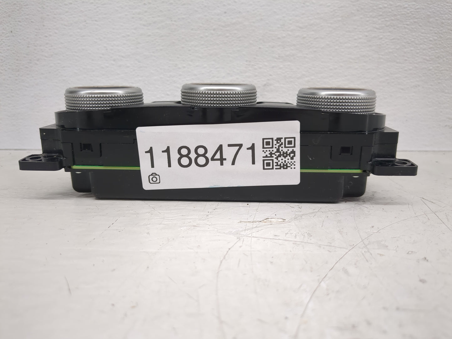 2016 Subaru Wrx Climate Control Module Temperature AC/Heater Replacement P/N:72311VA141 Fits OEM Used Auto Parts - Oemusedau