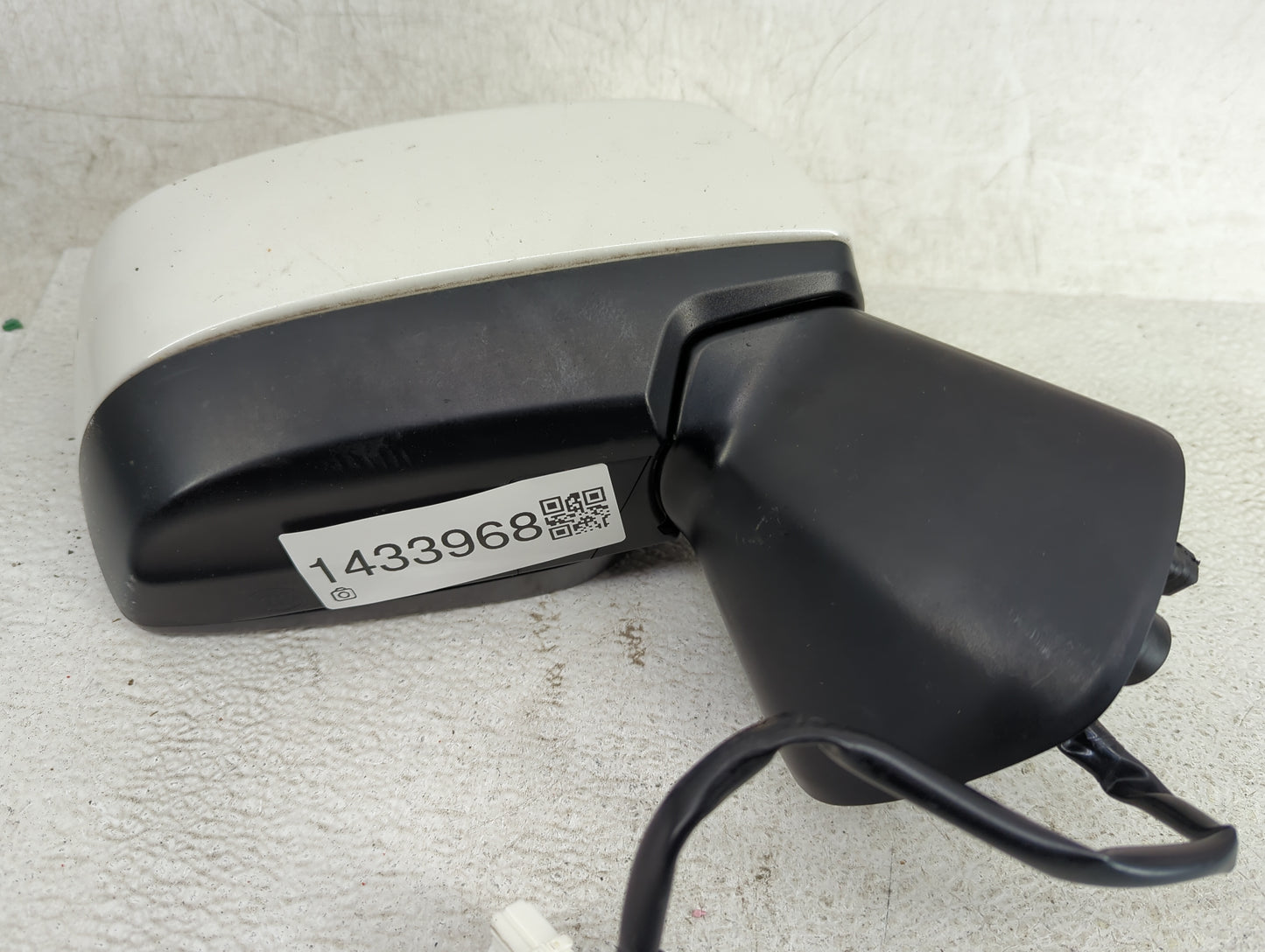 2016-2021 Subaru Wrx Passenger Side View Mirror - Right Door Mirror OEM Used - Oemusedautoparts1.com