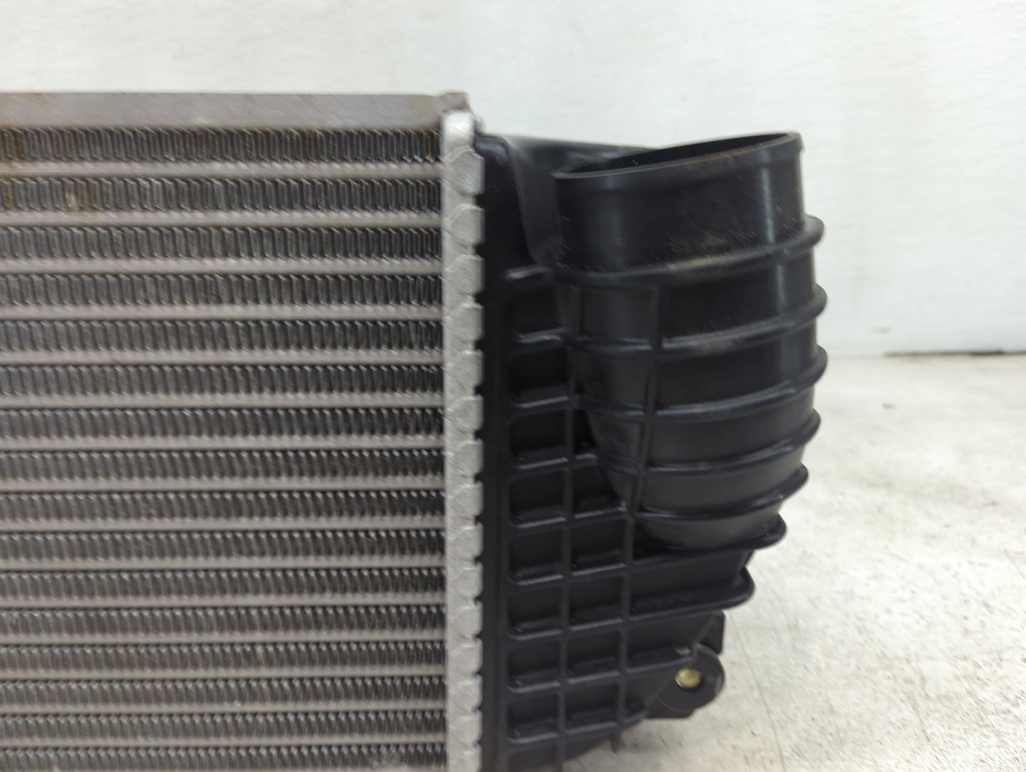 2015-2021 Subaru Wrx Turbo Intercooler 1483909 - Oemusedautoparts1.com