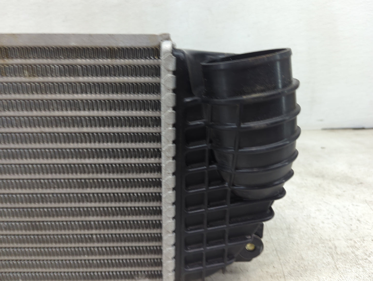 2015-2021 Subaru Wrx Turbo Intercooler 1483909 - Oemusedautoparts1.com