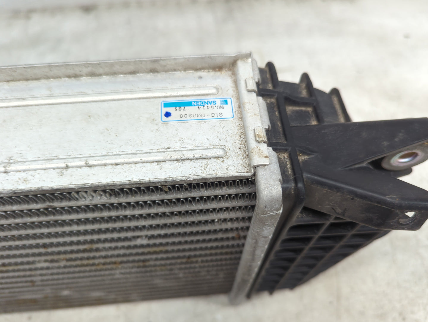 2015-2021 Subaru Wrx Turbo Intercooler 1483909 - Oemusedautoparts1.com