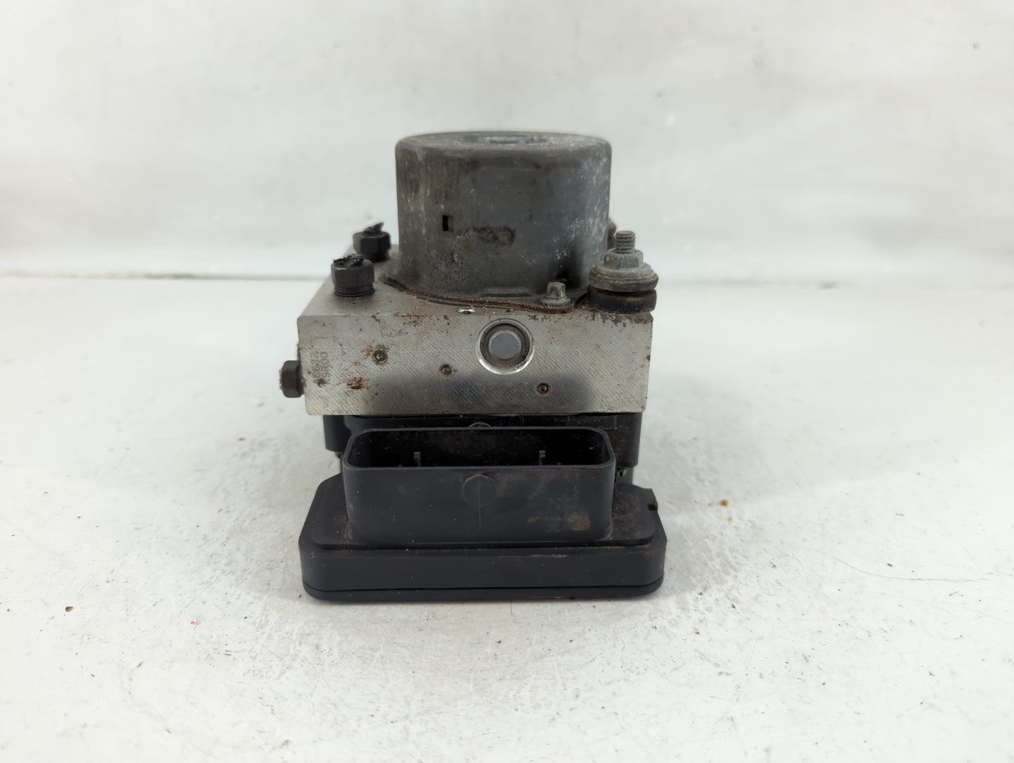 2015 Subaru Xv ABS Pump Control Module Replacement P/N:27536FJ220 Fits Fits 2016 OEM Used Auto Parts - Oemusedautoparts1.com