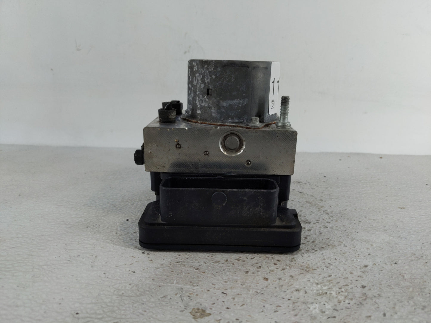 2016 Subaru Xv ABS Pump Control Module Replacement P/N:27536FJ220 Fits OEM Used Auto Parts - Oemusedautoparts1.com