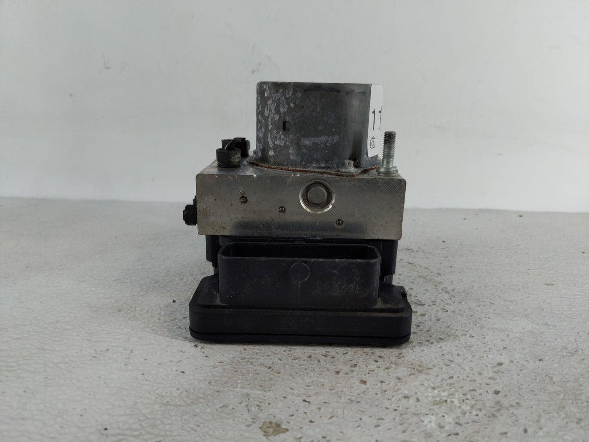 2016 Subaru Xv Anti-Lock Brake ABS Pump Module Actuator OEM P/N:27536FJ220 Fits OEM Used Auto Parts - Oemusedautoparts1.com