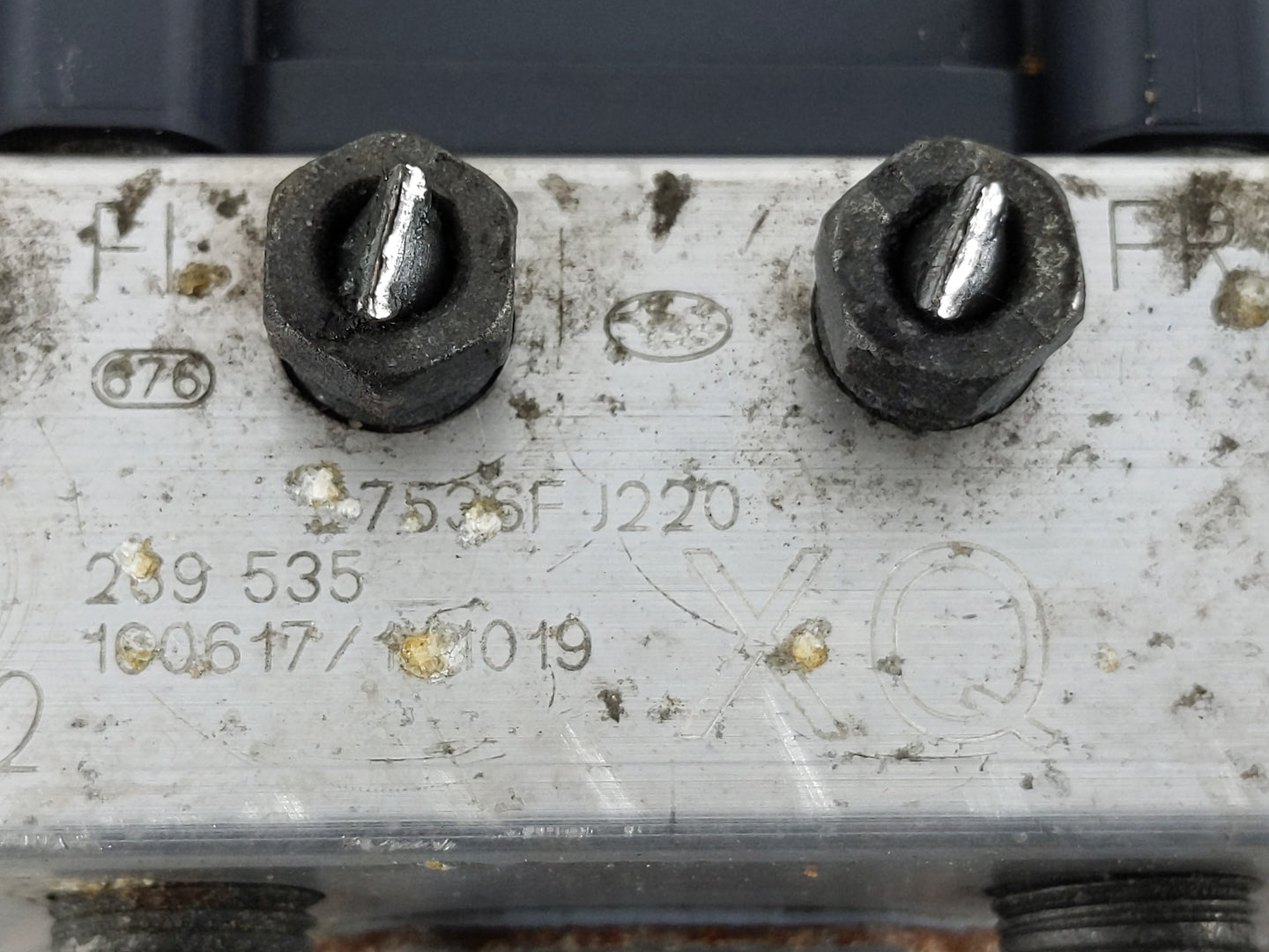 2016 Subaru Xv ABS Pump Control Module Replacement P/N:27536FJ220 Fits OEM Used Auto Parts - Oemusedautoparts1.com