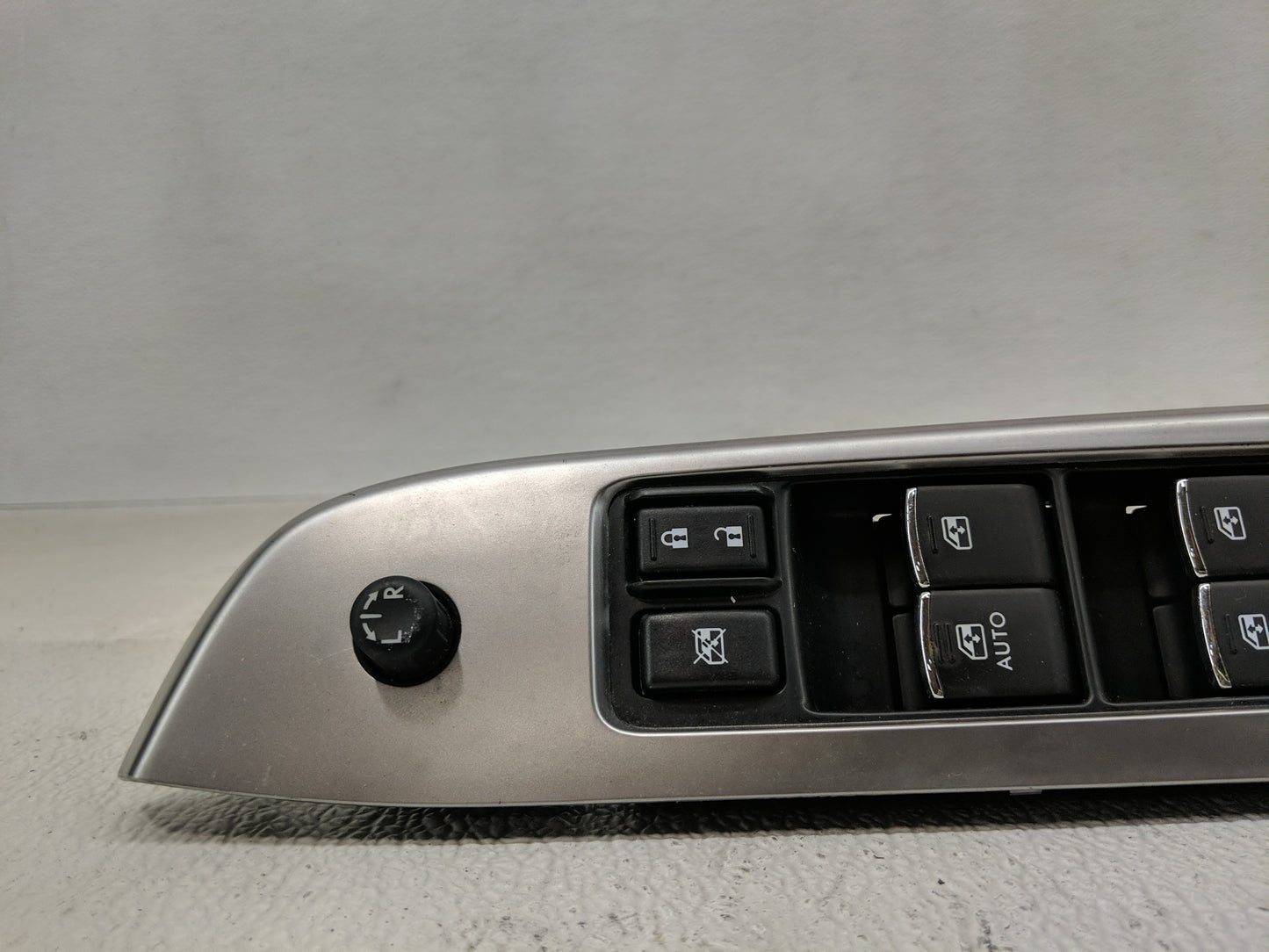 2015 Subaru Xv Master Power Window Switch Replacement Driver Side Left P/N:83071FJ110 Fits Fits 2016 OEM Used Auto Parts - O