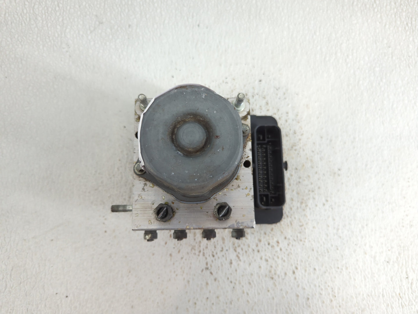 2015 Subaru Xv ABS Pump Control Module Replacement Fits Fits 2016 OEM Used Auto Parts - Oemusedautoparts1.com