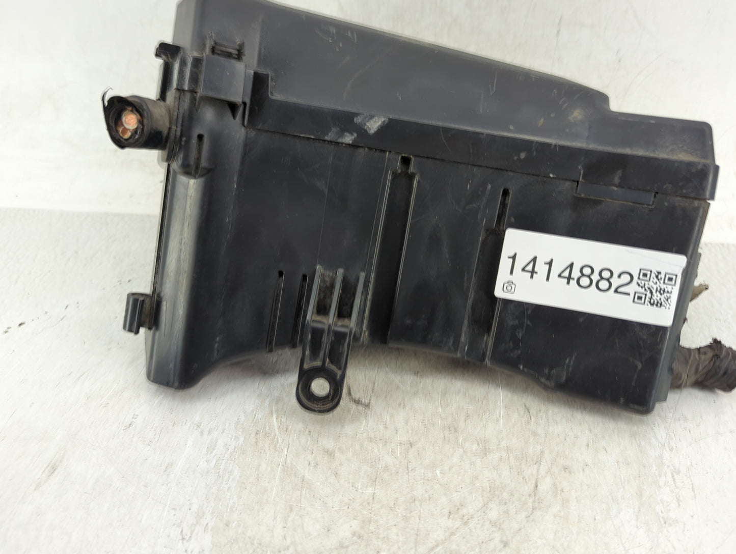 2015 Subaru Xv Fusebox Fuse Box Panel Relay Module Fits OEM Used Auto Parts - Oemusedautoparts1.com