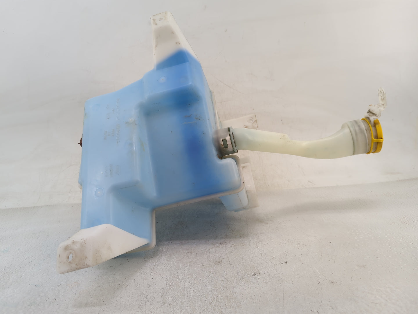 Subaru Xv Windshield Washer Fluid Reservoir Bottle Oem - Oemusedautoparts1.com