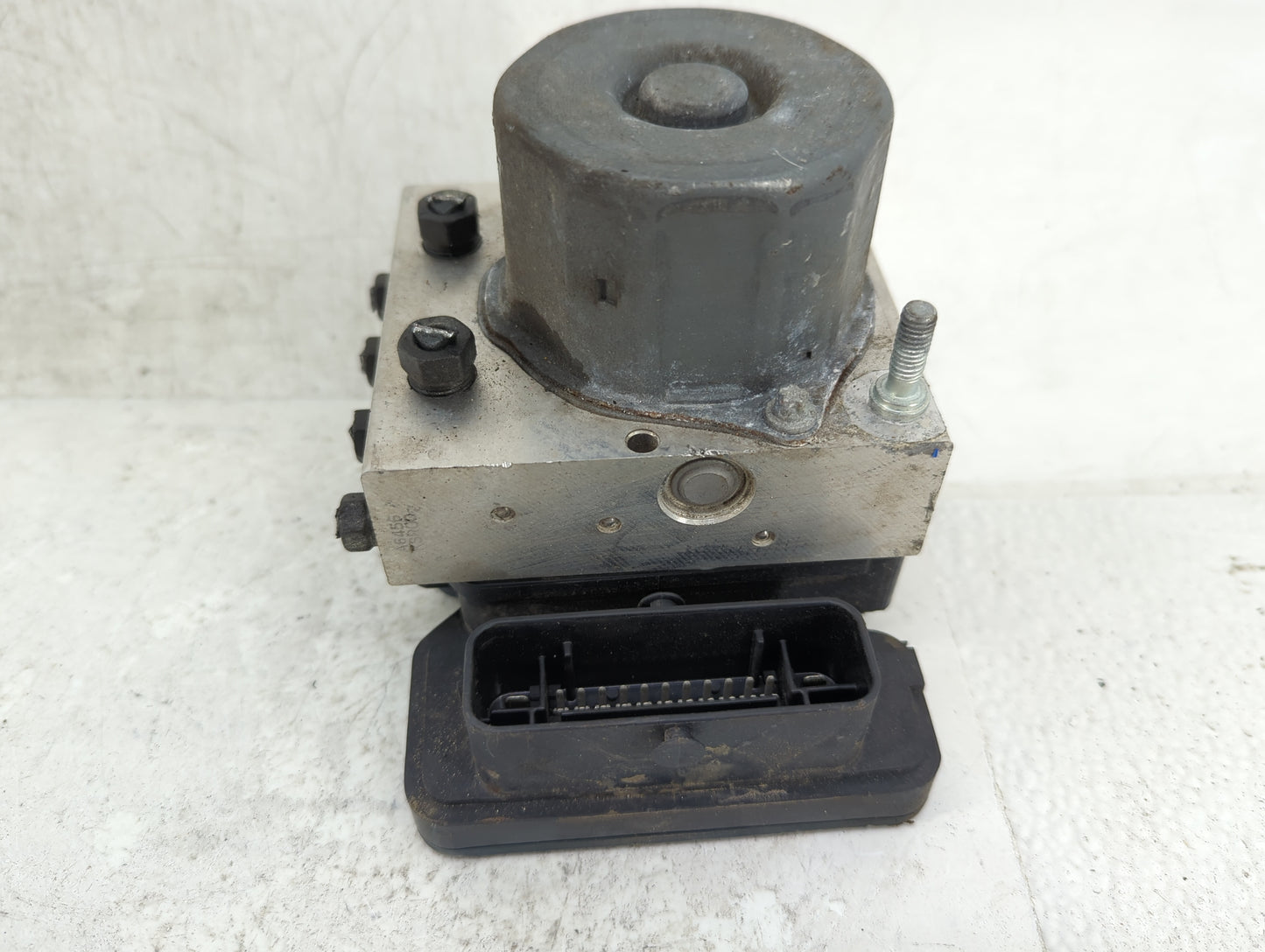 2015 Subaru Xv ABS Pump Control Module Replacement P/N:27536F1220 269535 Fits Fits 2016 OEM Used Auto Parts - Oemusedautopar