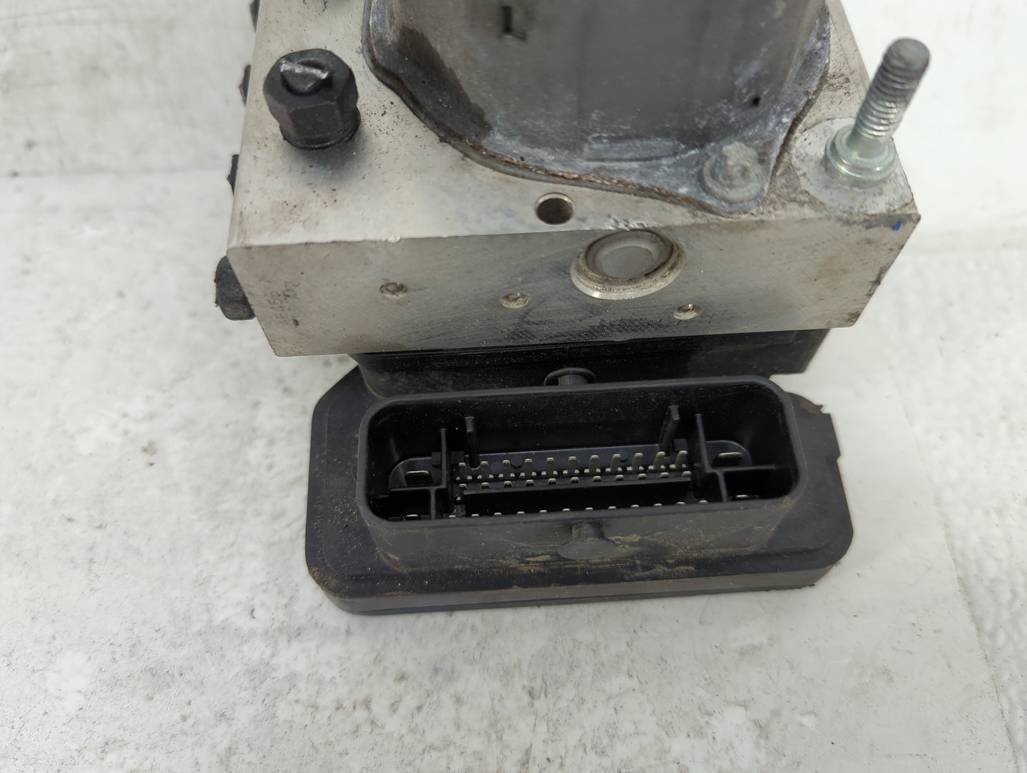 2015 Subaru Xv ABS Pump Control Module Replacement P/N:27536F1220 269535 Fits Fits 2016 OEM Used Auto Parts - Oemusedautopar