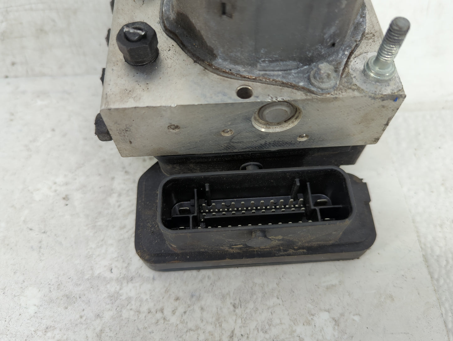 2015 Subaru Xv ABS Pump Control Module Replacement P/N:27536F1220 269535 Fits Fits 2016 OEM Used Auto Parts - Oemusedautopar
