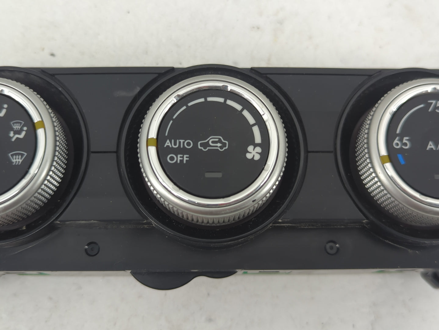 2015 Subaru Xv Climate Control Module Temperature AC/Heater Replacement P/N:72311FJ620 Fits Fits 2016 OEM Used Auto Parts - 