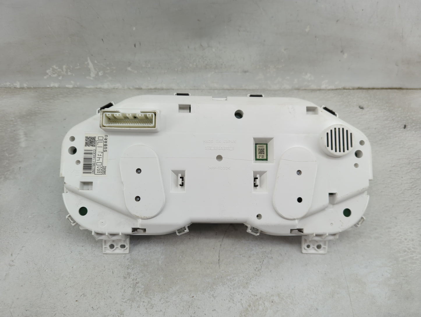 2016 Subaru Xv Instrument Cluster Speedometer Gauges P/N:85004FJ170 85004FJ17, 0440402 Miles: Fits OEM Used Auto Parts - Oem