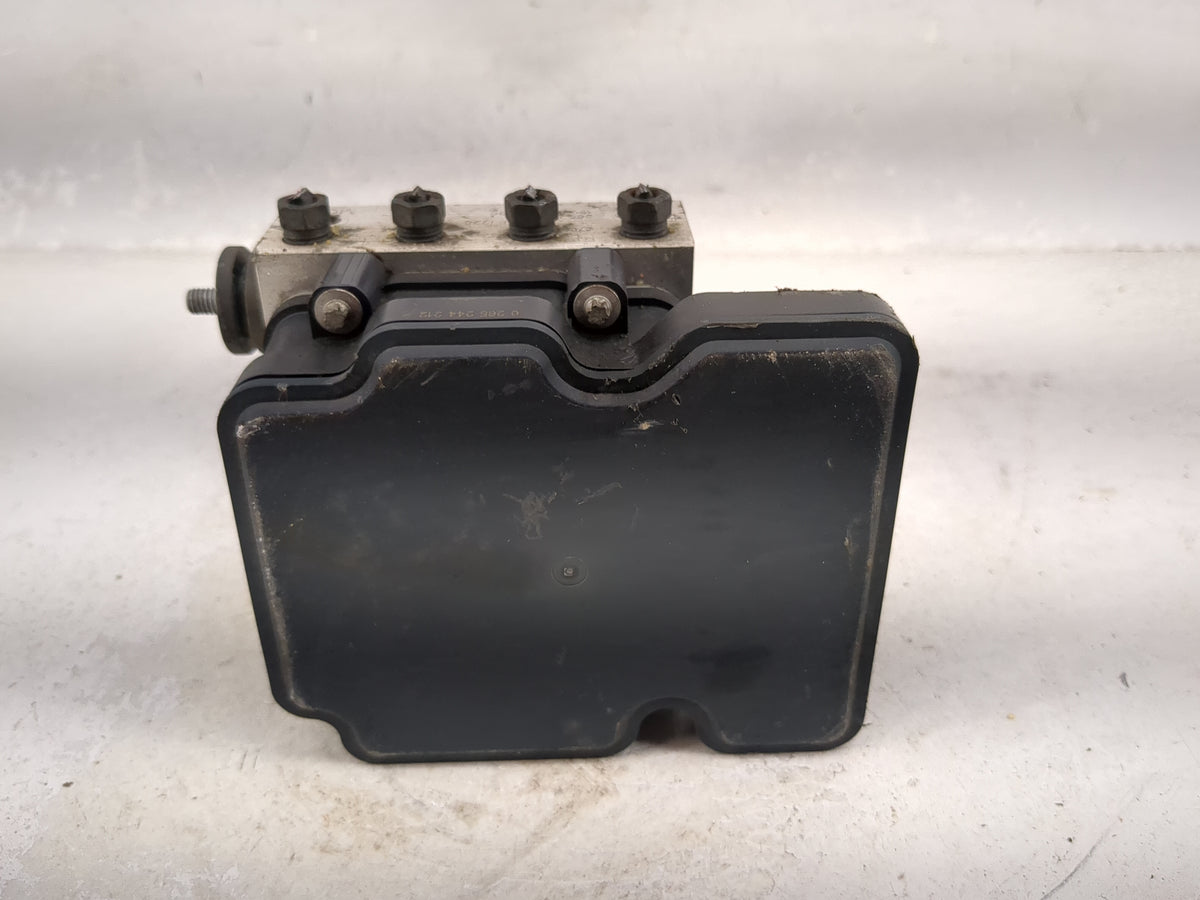 2015 Subaru Xv Anti-Lock Brake ABS Pump Module Actuator OEM P/N:27536FJ220 269535 Fits Fits 2016 OEM Used Auto Parts - Oemus