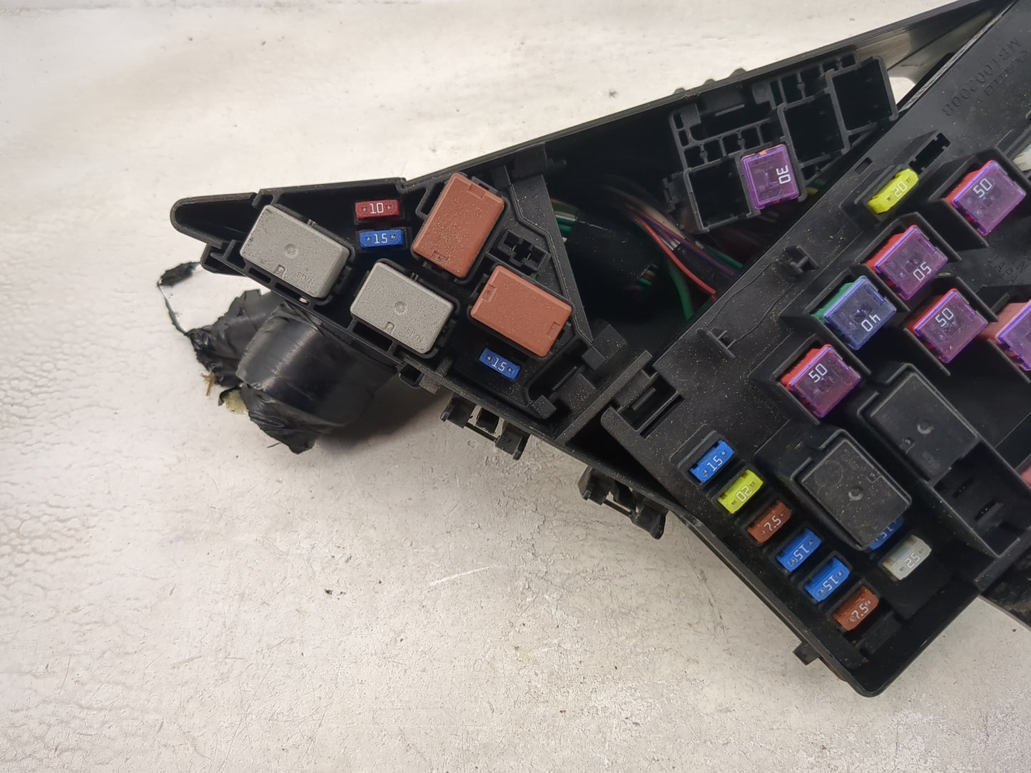 2015 Subaru Xv Fusebox Fuse Box Panel Relay Module P/N:MB502000B Fits OEM Used Auto Parts - Oemusedautoparts1.com