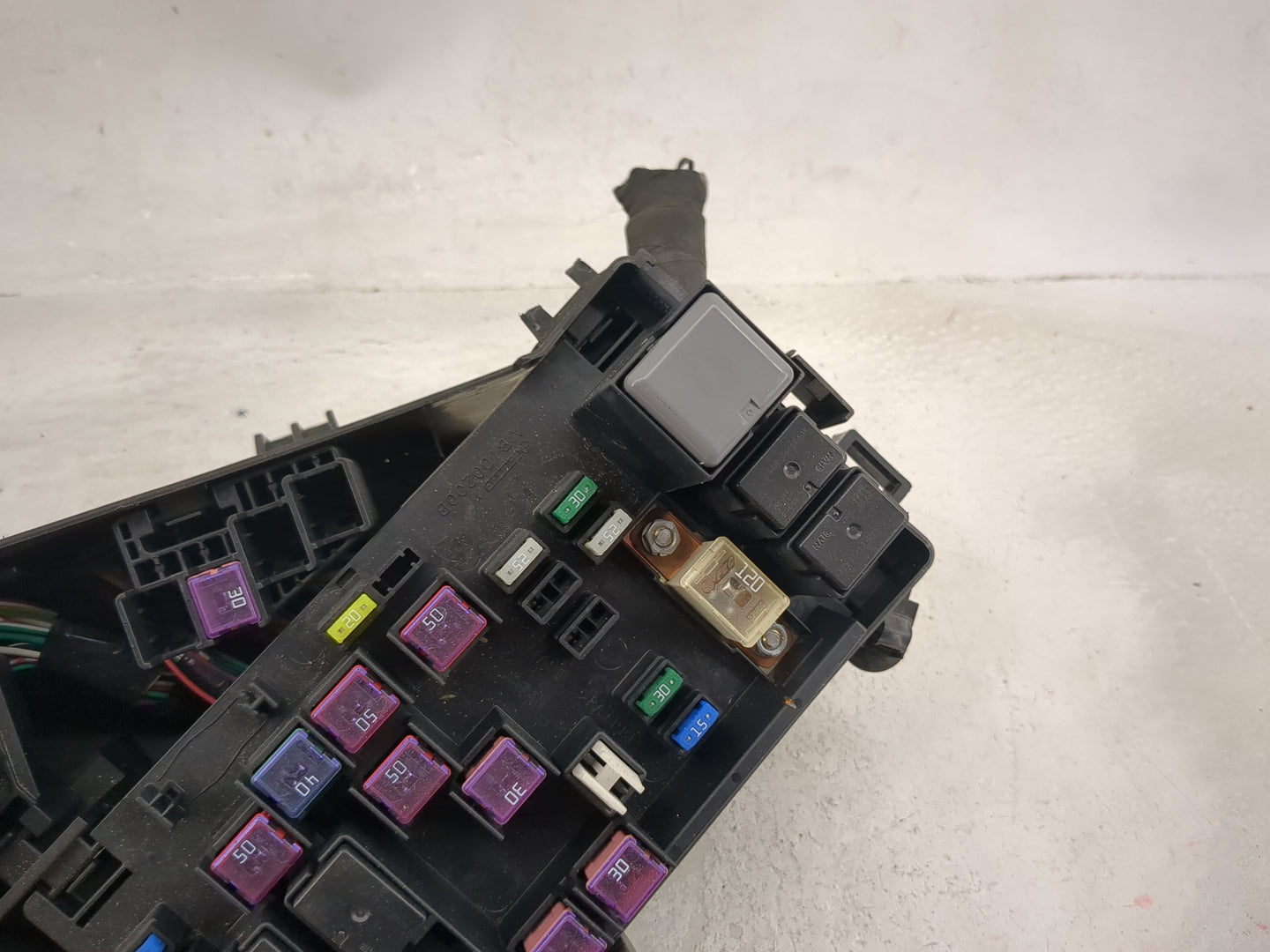 2015 Subaru Xv Fusebox Fuse Box Panel Relay Module P/N:MB502000B Fits OEM Used Auto Parts - Oemusedautoparts1.com